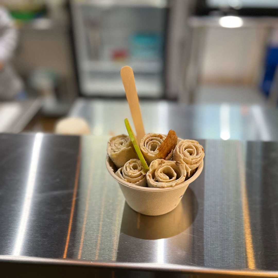 Fleetwood MacIntosh rolled ice cream